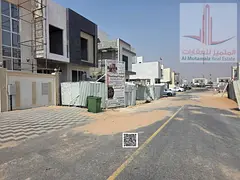 Residential land for sale, corner plot on two streets, prime location on an asphalt road, freehold.