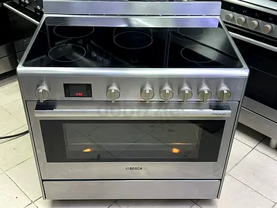 Bosch stainless steel electric ceramic cooker with oven (used)