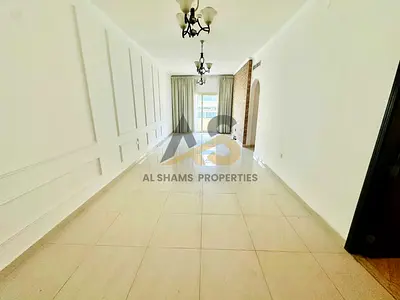Huge Size 2BED Well Maintained Building Road Facing