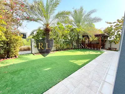 DIRECT ON PARK | 4 BR+MAIDS | GRAB THE DEAL