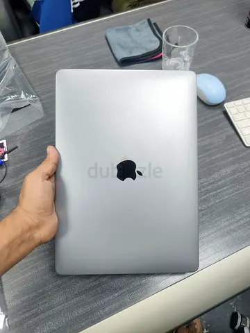 MacBook Air  Core i5 8GB 256GB  2019