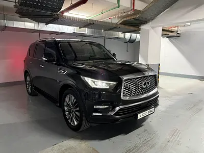 2019 Infiniti QX80 full option - GCC Specs