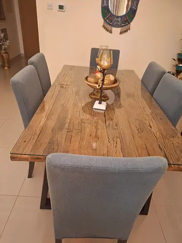 Solid Wood Dining Table with 6 Chairs, coffee,side tables, mirror Excellent Condition Indian wood