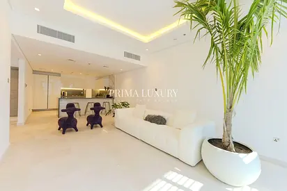 Townhouse | Vacant | Modern Layout
