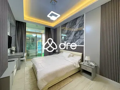 Spacious Upgraded Studio | Bright N Ready to Move In