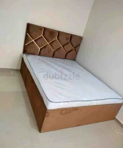 Queen Bed Frame Size 150*190cm