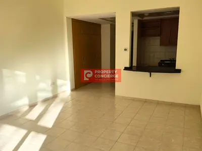 Hot Deal | Multiple Options Studio | Near to Metro |