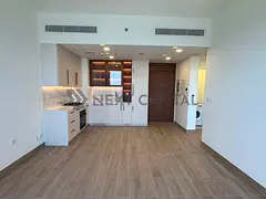 1BR Apartment | Holland Gardens | Balcony