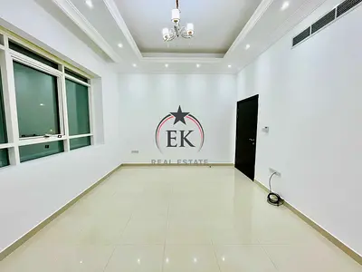 Luxurious 2 Master Bedrooms Near School Area