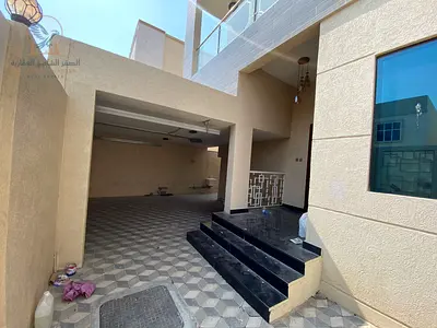 فيلا ثاني ساكن 5 غرف ماستر للإيجار السنوي في الياسمين عجمان