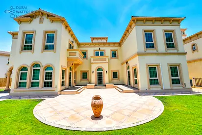 5BR+Maid | Master View | Villa on the Lake | Private Pool