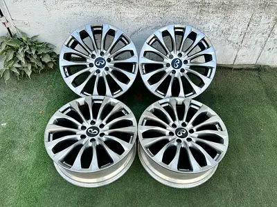 Original Infiniti QX80 22inch Rims