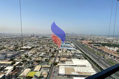 COMMUNITY VIEW | HIGH FLOOR | VACANT
