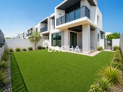 Corner Unit E3 | Single Row | Near Pool And Park