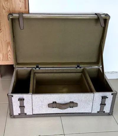 THE ONE Vintage Felt Covered Storage Suitcase