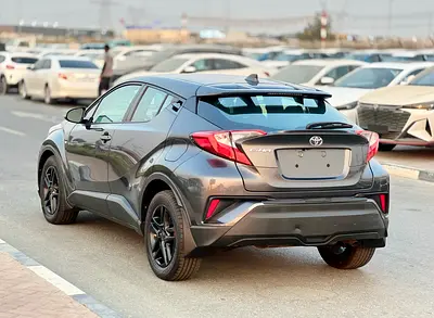 2021 Toyota C-HR photo 6