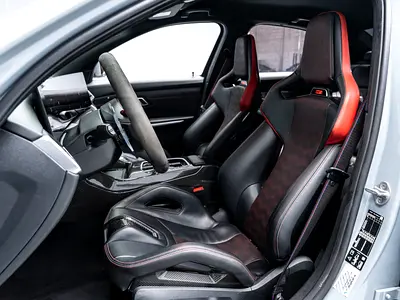2024 BMW M3 照片 8