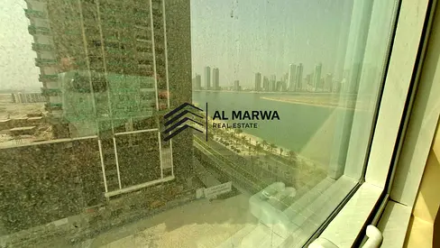 Spacious 2BHK with sea view and built-in wardrobe, store room ready to move
