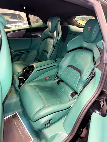 صورة مصغرة 10 لـ 2024 Ferrari PUROSANGUE