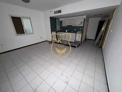 Well-Maintained Spacious Studio | Chiller Free | Easy Main Road Access