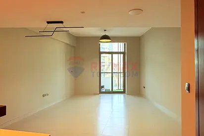 VACANT - HIGH FLOOR - OPEN VIEW - HUGE BALCONY