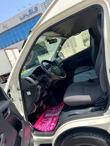 صورة 2 لـ 2018 Toyota HIACE