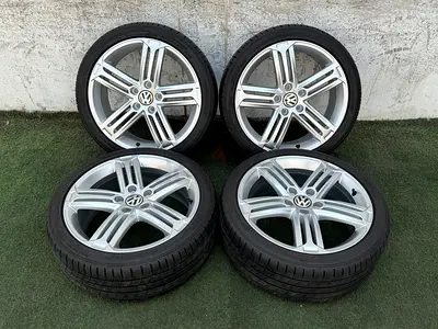 Original Golf 18” rims with Dunlop tyres