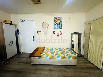 Studio bed space