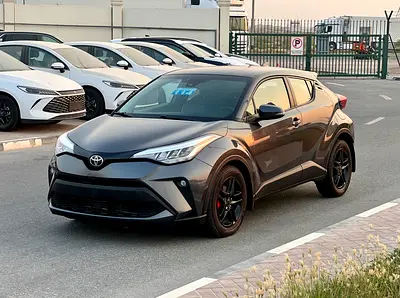 2021 Toyota C-HR photo 2