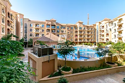 Low Floor | Pool View | Modern Layout