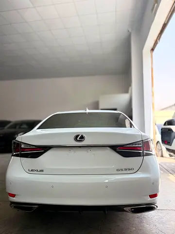 2015 Lexus GS-SERIES 缩略图 2