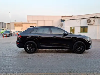 صورة 4 لـ 2019 AUDI Q8