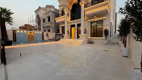 فيلا الأحلام في المويهات 2 بتصميم كلاسيك  طابقين وروف  وقريبه من جميع الخدمات مع مسبح + حوش كبير + روف  تملك حر