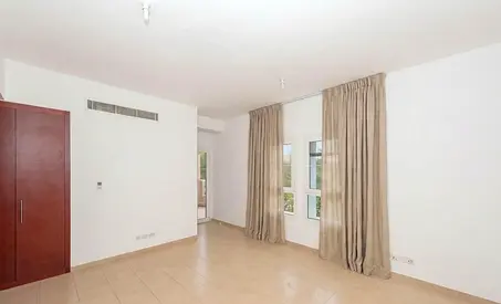 Back to Back | Large Garden | Vacant