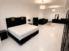 Luxurious big room available now in Shaikh Zayed road