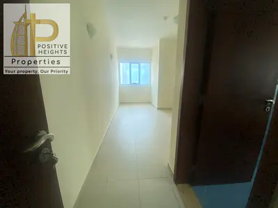FAMILY SHARING 1 BHK NEAR MOE