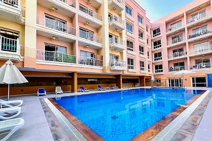 SPACIOUS STUDIO | UNFURNISHED | COMMUNITY VIEW