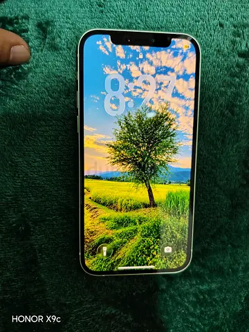 iPhone 12 256gb (Green) - Good working condition Battery Health 93