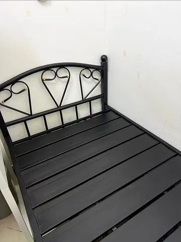 Single heavy duty black bed mattress new selling