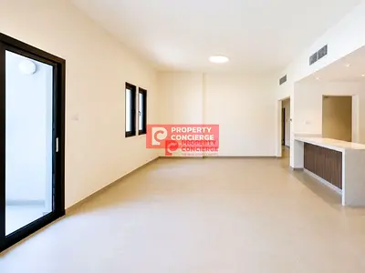 Move In Early | Walk to Metro | Renovated Building