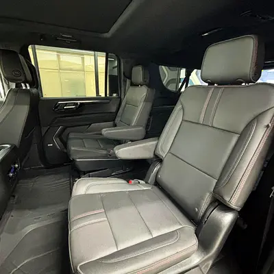 2025 Chevrolet SUBURBAN 照片 11