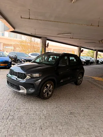 Kia Sonet 2023 | GCC Specs | Reliable & Fuel Efficient