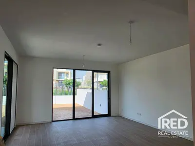 Corner | Single Row | Vastu Unit | Vacant