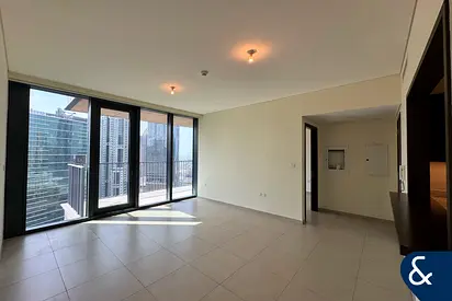 Blvd Heights | Balcony | Vacant Mid October