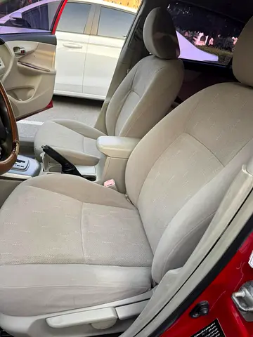 2012 Toyota COROLLA 照片 8