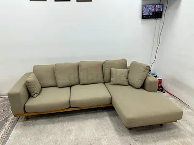 Looks great condition west elm lshape sofa