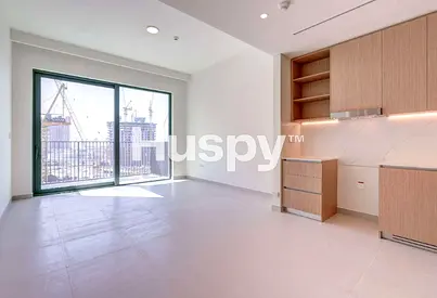 On the Park | Open View | Close to Mall