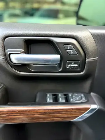 2020 Chevrolet SILVERADO 1500 照片 12