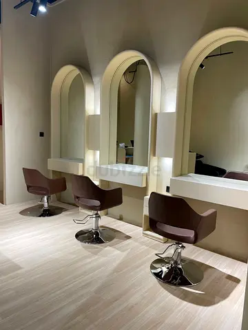Fully Equipped Ladies Beauty Salon for Sale – Umm Al Quwain