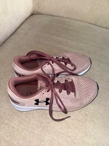 Under Armour women's running shoes, light pink, size 37